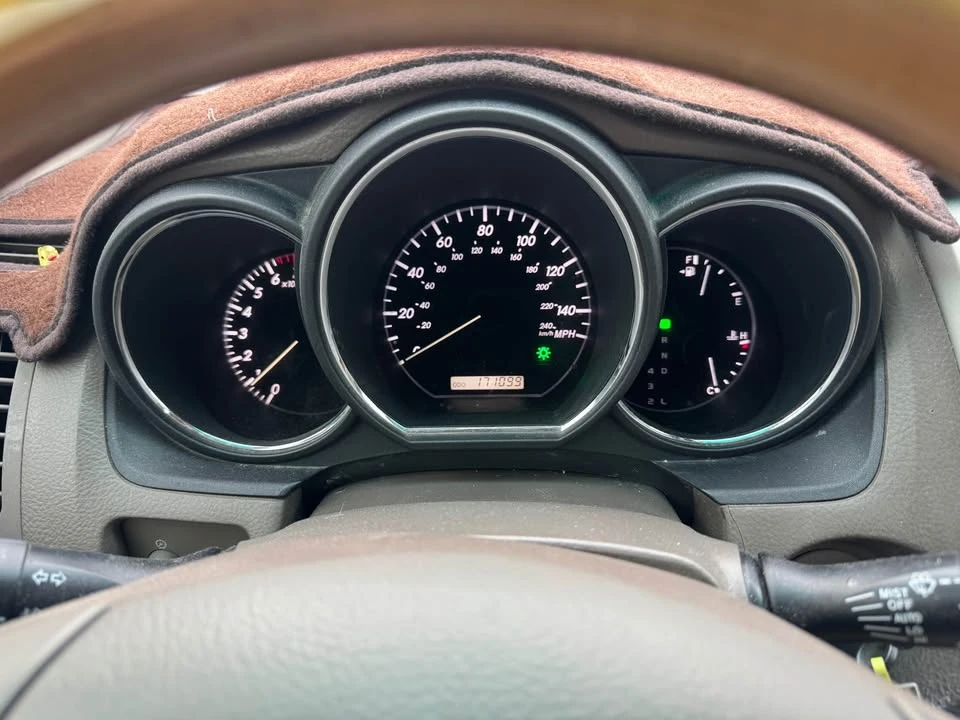 2008 Lexus RX 2nd Gen - Image 11 of 16