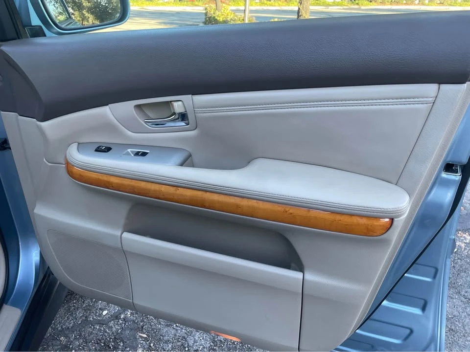 2008 Lexus RX 2nd Gen - Image 8 of 15