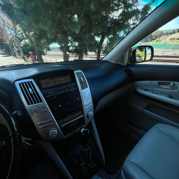 2008 Lexus RX 2nd Gen - Image 5 of 20
