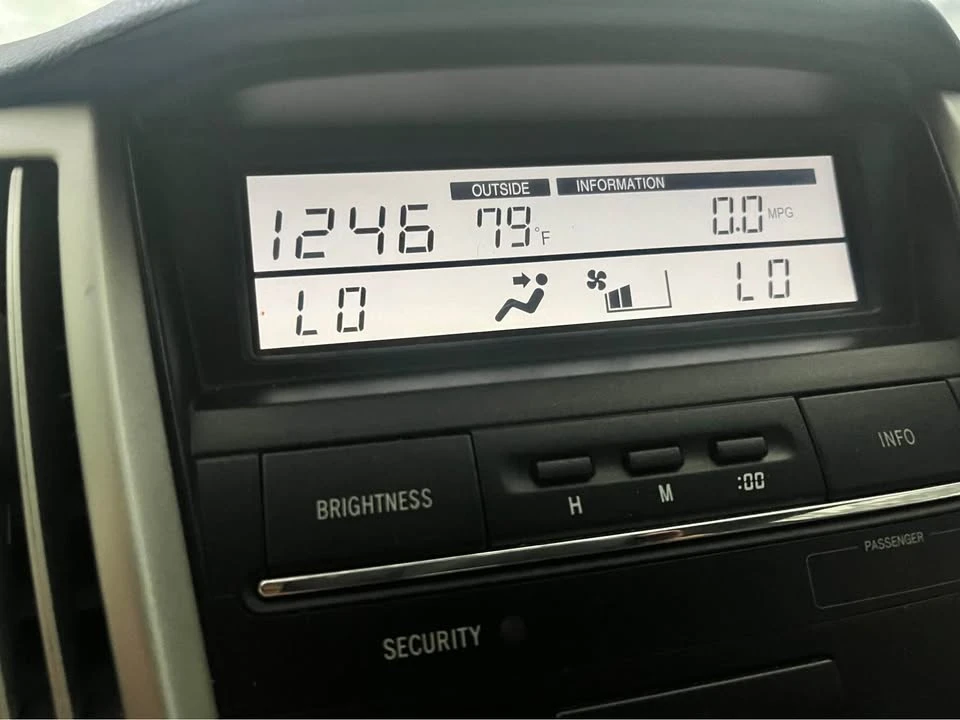 2008 Lexus RX 2nd Gen - Image 13 of 20