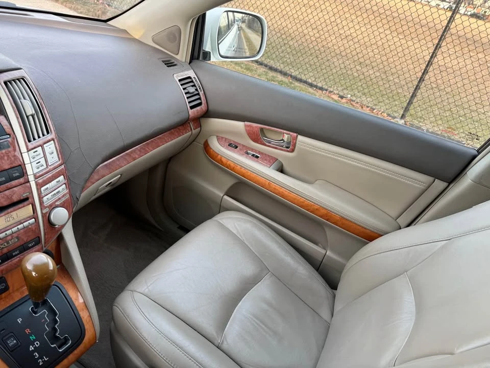 2008 Lexus RX 2nd Gen - Image 12 of 15