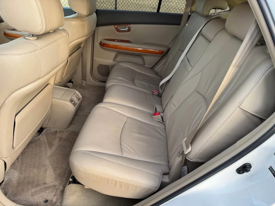 2008 Lexus RX 2nd Gen - Image 11 of 15