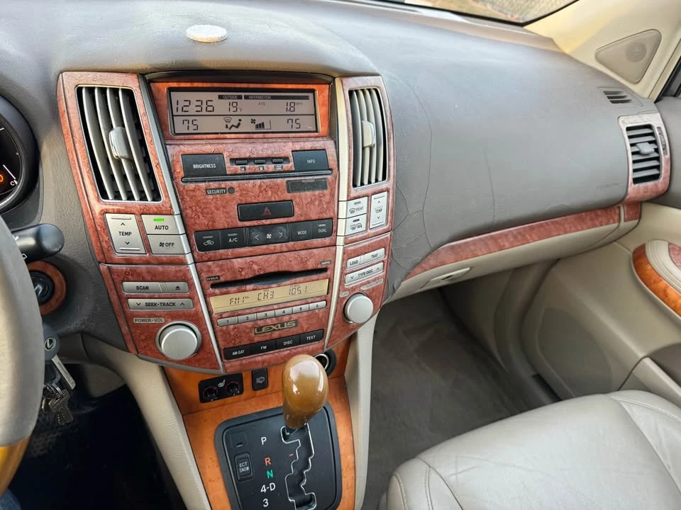 2008 Lexus RX 2nd Gen - Image 13 of 15