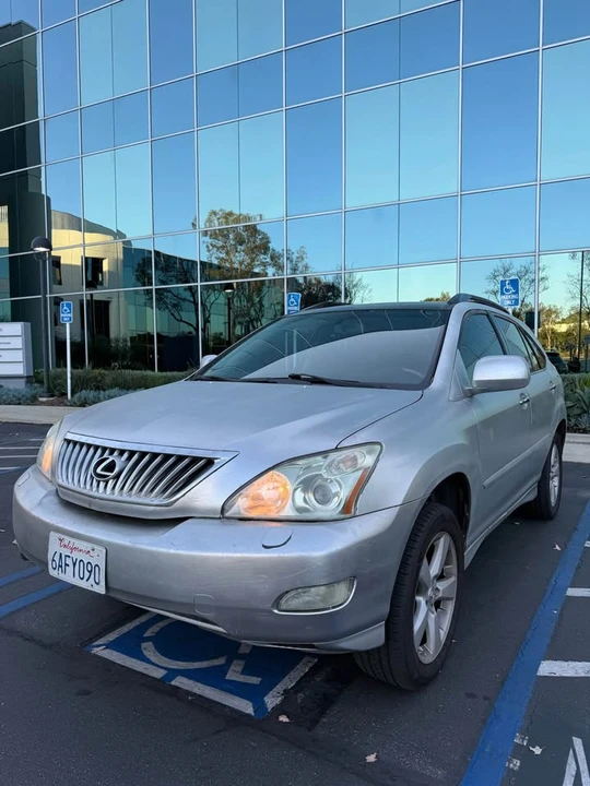 2008 Lexus RX 2nd Gen - Image 3 of 15