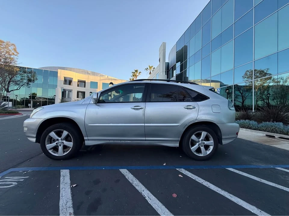 2008 Lexus RX 2nd Gen - Image 12 of 15
