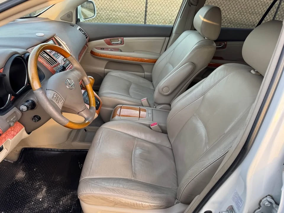 2008 Lexus RX 2nd Gen - Image 10 of 15