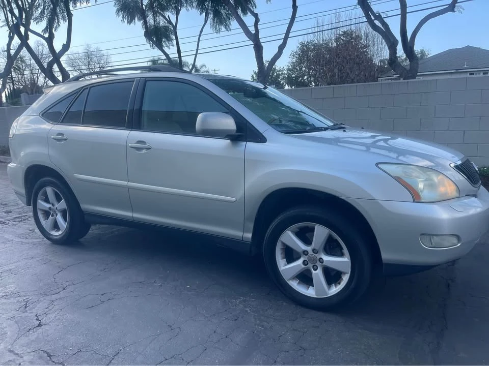 2008 Lexus RX 2nd Gen - Image 3 of 12