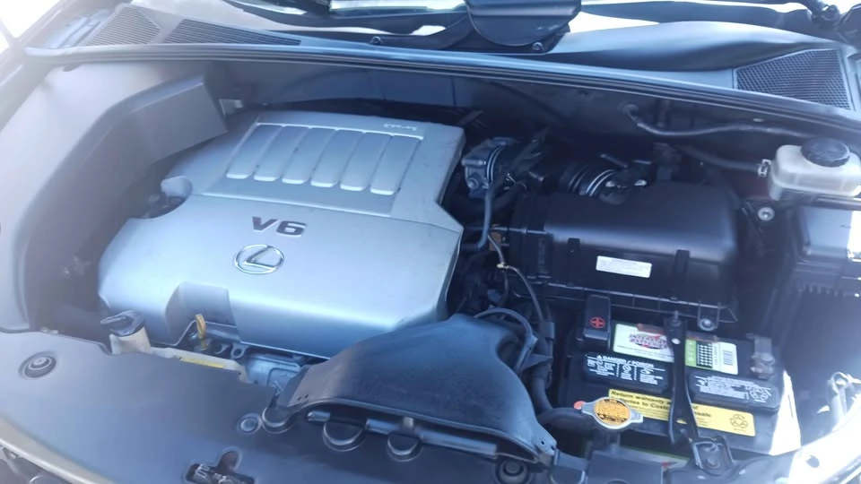 2008 Lexus RX 2nd Gen - Image 9 of 10
