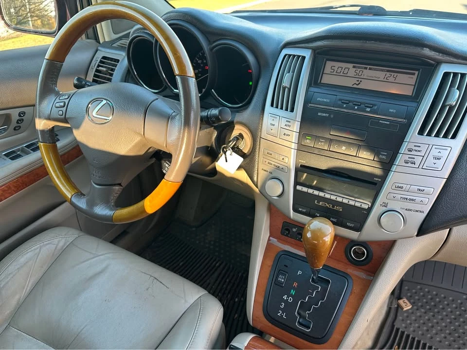 2008 Lexus RX 2nd Gen - Image 10 of 18