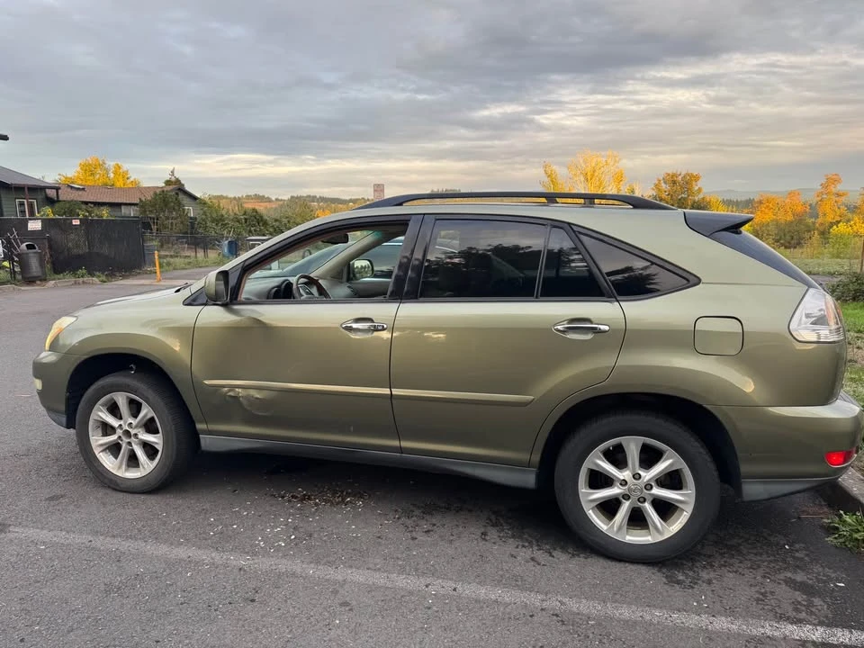 2008 Lexus RX 2nd Gen - Image 4 of 12