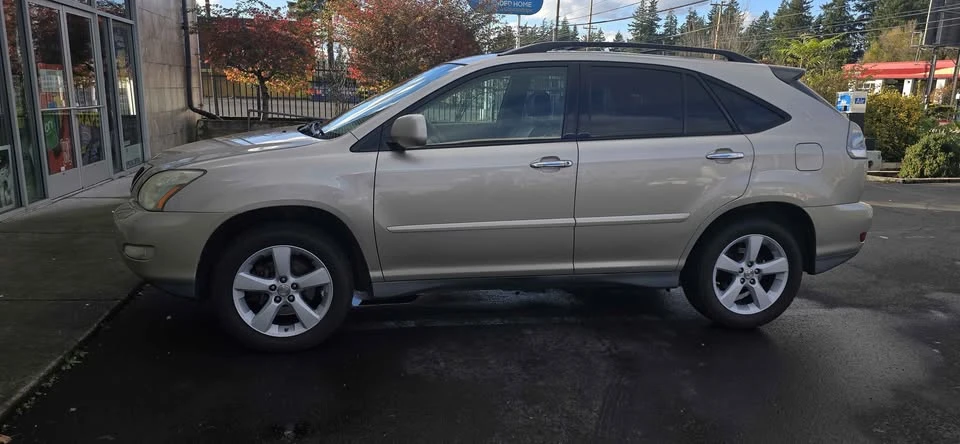 2008 Lexus RX 2nd Gen - Image 13 of 16