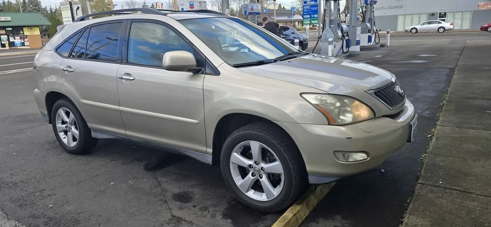 2008 Lexus RX 2nd Gen - Image 4 of 16