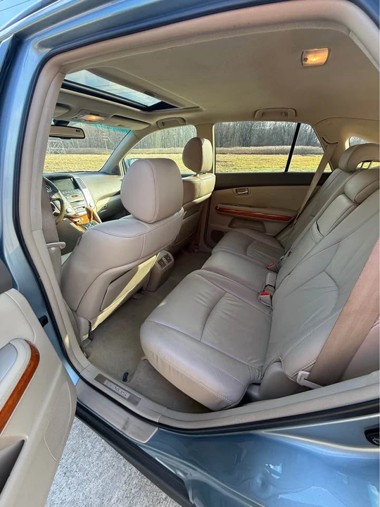 2008 Lexus RX 2nd Gen - Image 8 of 12
