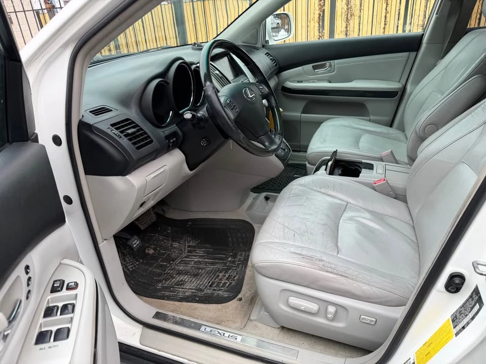 2008 Lexus RX 2nd Gen - Image 7 of 13