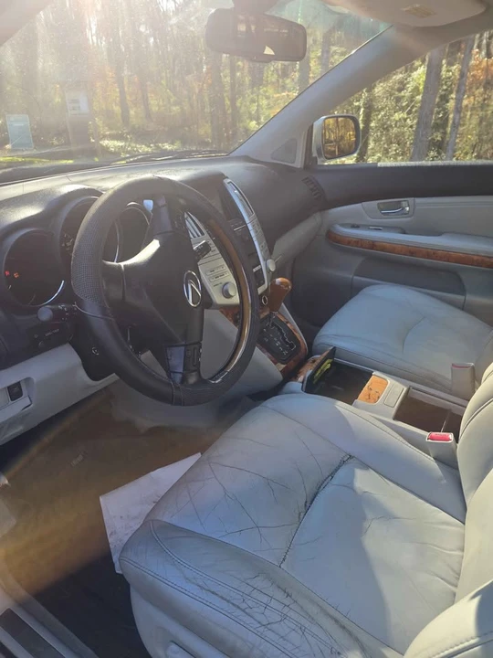2008 Lexus RX 2nd Gen - Image 11 of 14