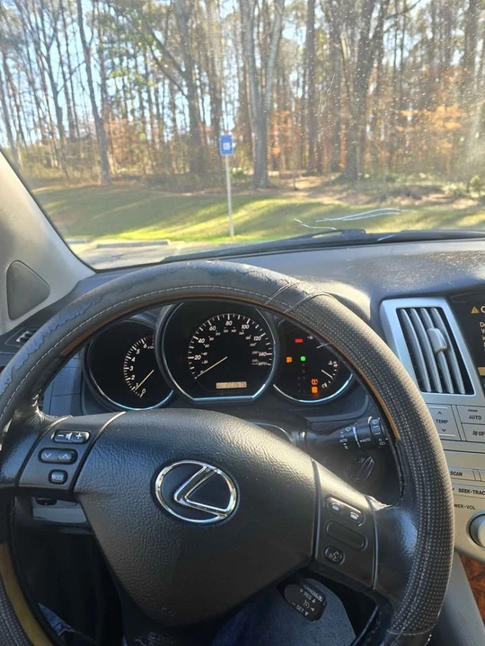 2008 Lexus RX 2nd Gen - Image 12 of 14