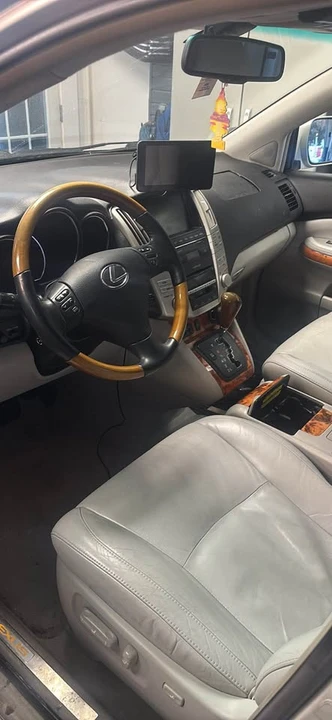 2008 Lexus RX 2nd Gen - Image 5 of 7
