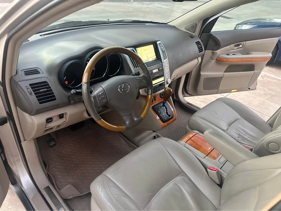2008 Lexus RX 2nd Gen - Image 4 of 8