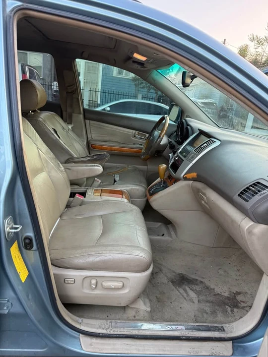 2008 Lexus RX 2nd Gen - Image 8 of 13