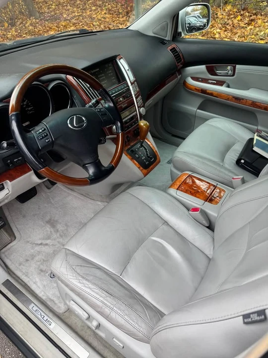 2008 Lexus RX 2nd Gen - Image 5 of 11