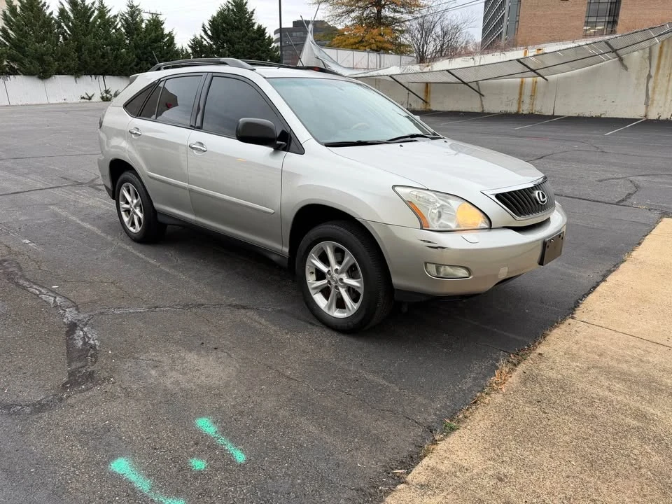 2008 Lexus RX 2nd Gen - Image 2 of 16