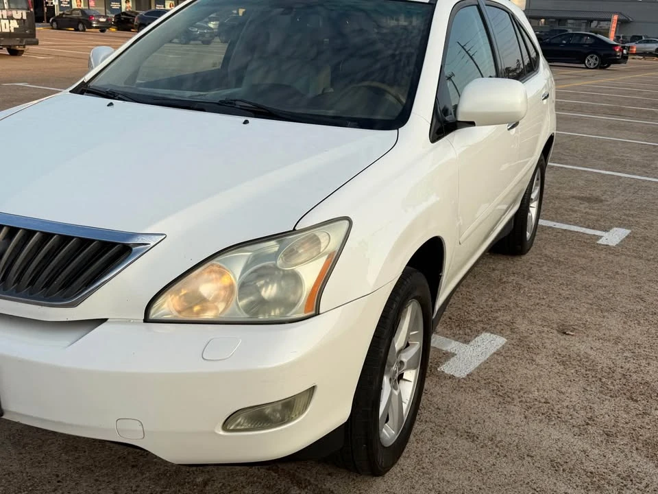 2008 Lexus RX 2nd Gen - Image 4 of 13
