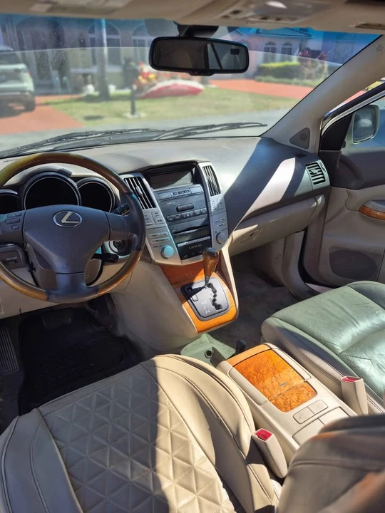 2008 Lexus RX 2nd Gen - Image 6 of 12