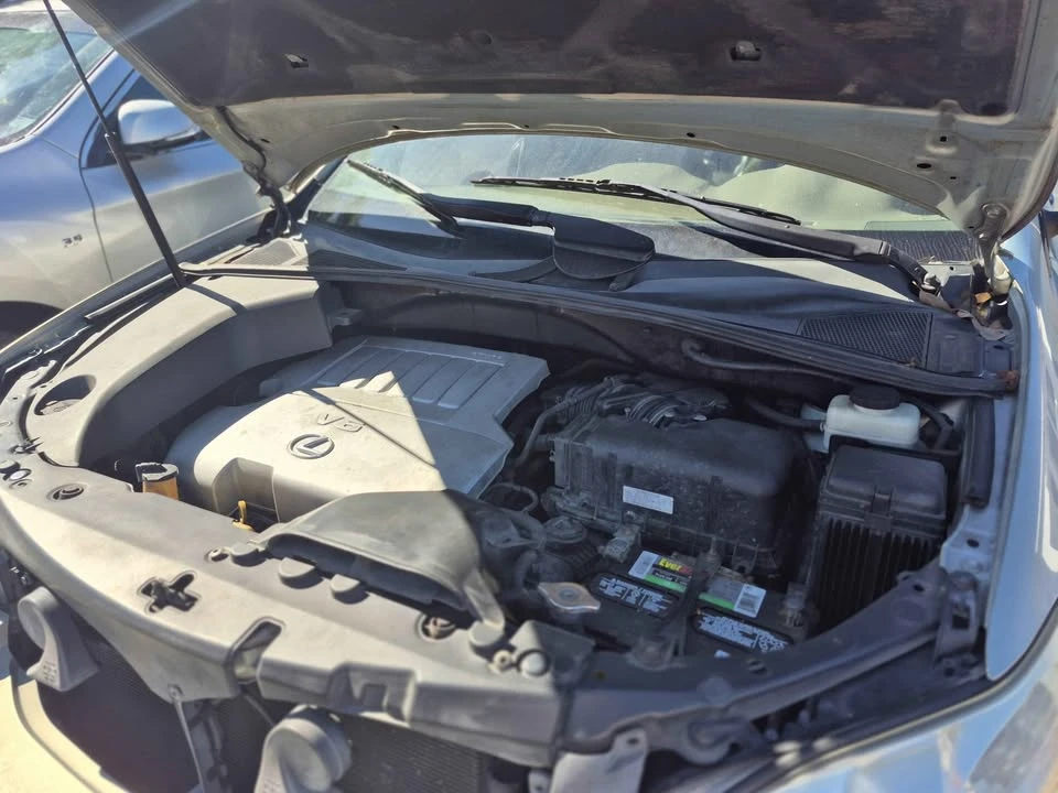 2008 Lexus RX 2nd Gen - Image 4 of 12