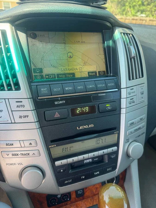 2008 Lexus RX 2nd Gen - Image 10 of 12