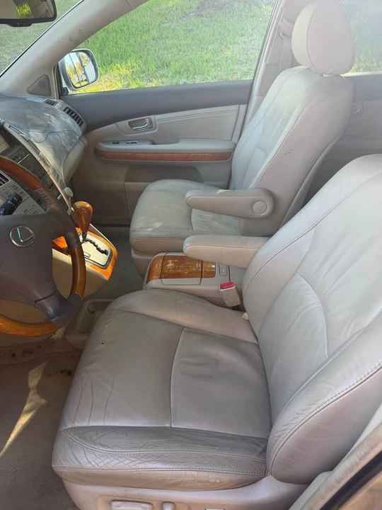 2008 Lexus RX 2nd Gen - Image 10 of 11