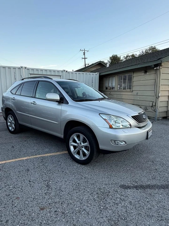 2008 Lexus RX 2nd Gen - Image 2 of 19