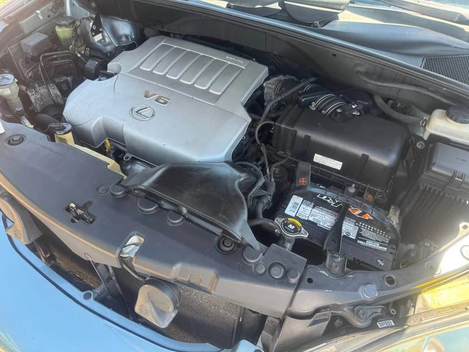 2008 Lexus RX 2nd Gen - Image 6 of 12