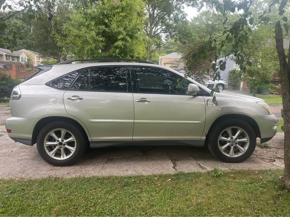 2008 Lexus RX 2nd Gen - Image 4 of 9