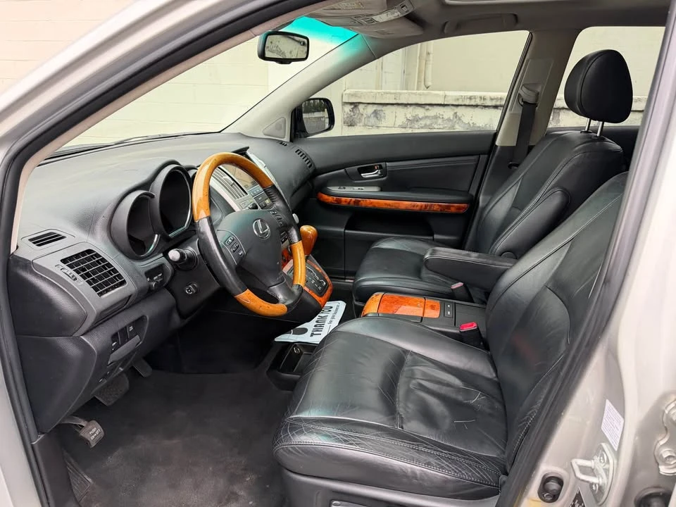 2008 Lexus RX 2nd Gen - Image 9 of 17
