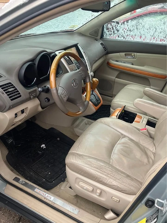 2008 Lexus RX 2nd Gen - Image 9 of 12