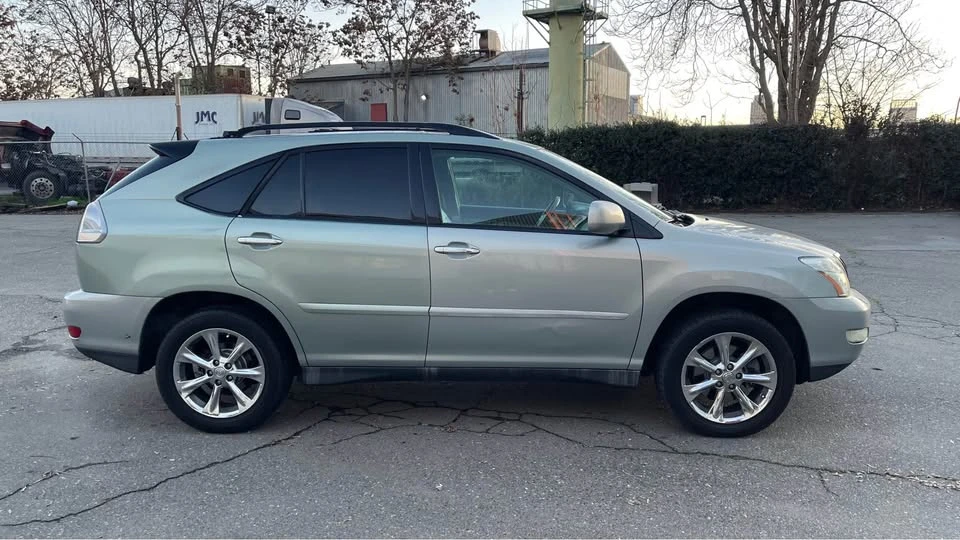 2008 Lexus RX 2nd Gen - Image 9 of 16