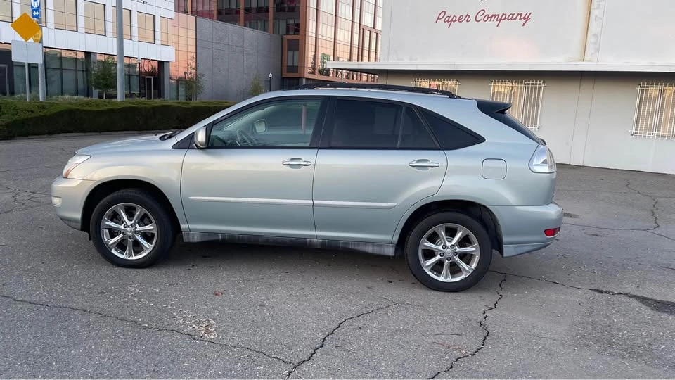 2008 Lexus RX 2nd Gen - Image 9 of 17