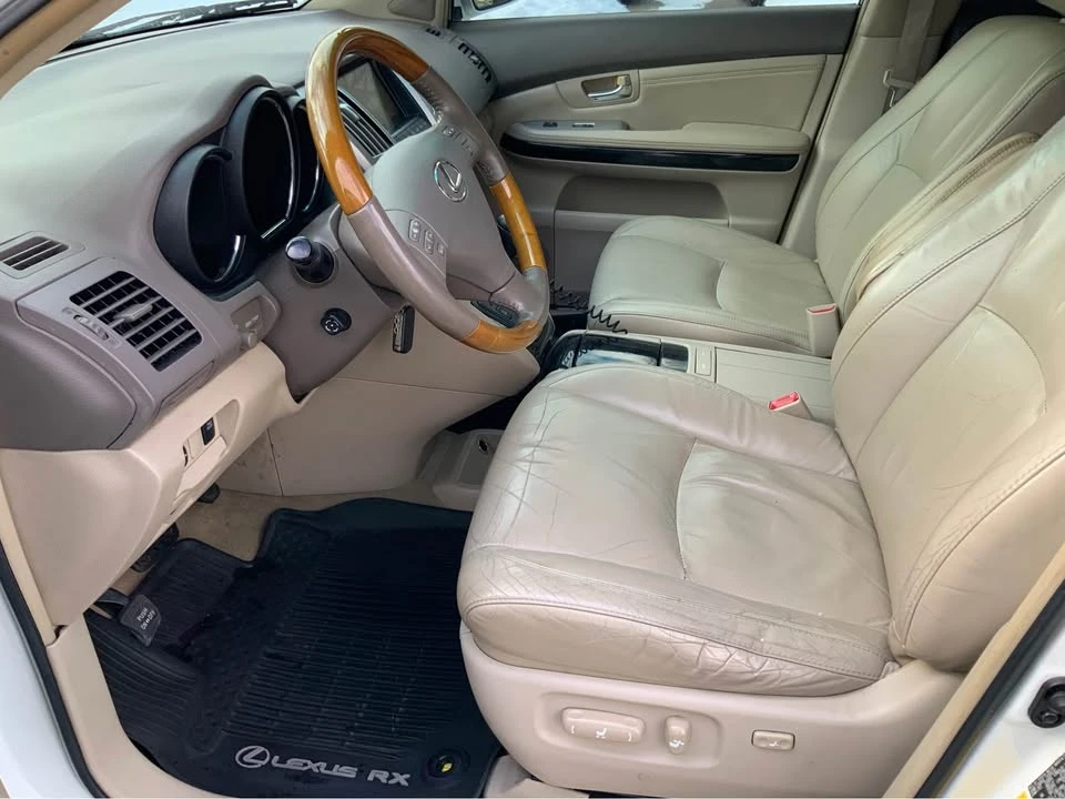2008 Lexus RX 2nd Gen - Image 10 of 20
