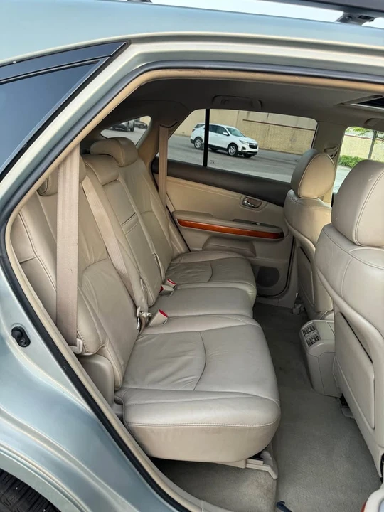 2008 Lexus RX 2nd Gen - Image 9 of 17