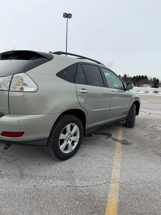 2008 Lexus RX 2nd Gen - Image 4 of 17