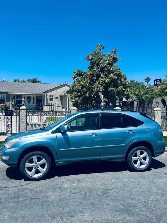 2008 Lexus RX 2nd Gen - Image 2 of 9