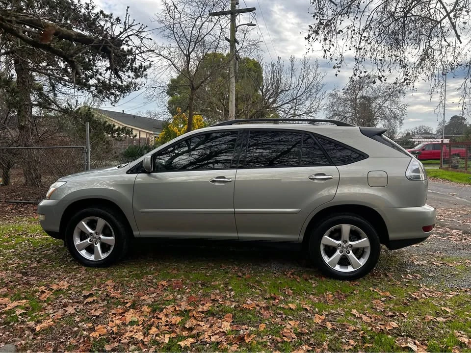 2008 Lexus RX 2nd Gen - Image 4 of 11