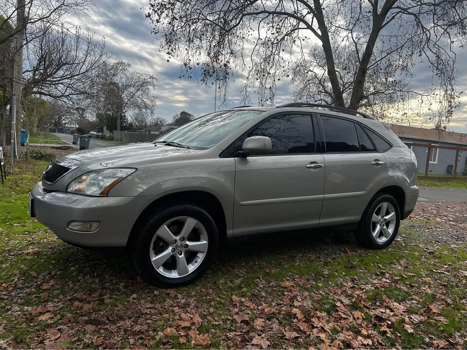 2008 Lexus RX 2nd Gen - Image 3 of 11