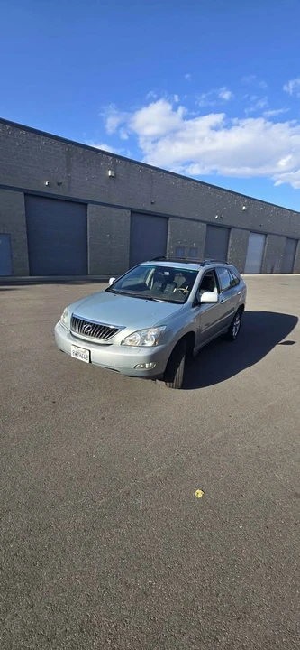 2008 Lexus RX 2nd Gen - Image 2 of 17