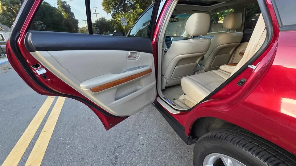 2008 Lexus RX 2nd Gen - Image 15 of 19