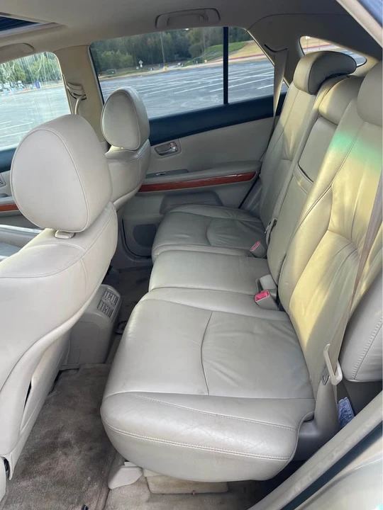 2008 Lexus RX 2nd Gen - Image 3 of 12