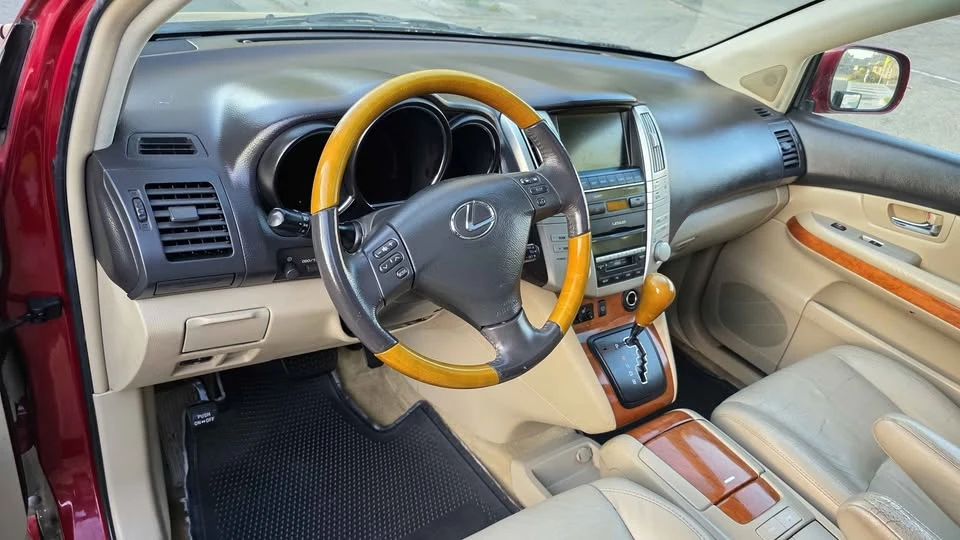 2008 Lexus RX 2nd Gen - Image 10 of 19