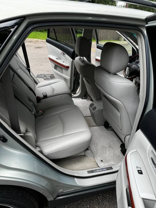 2008 Lexus RX 2nd Gen - Image 12 of 17