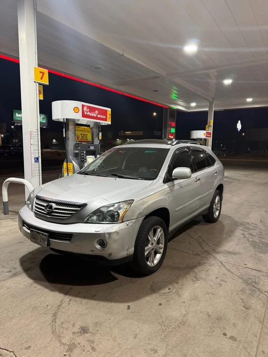 2008 Lexus RX 2nd Gen - Image 3 of 12