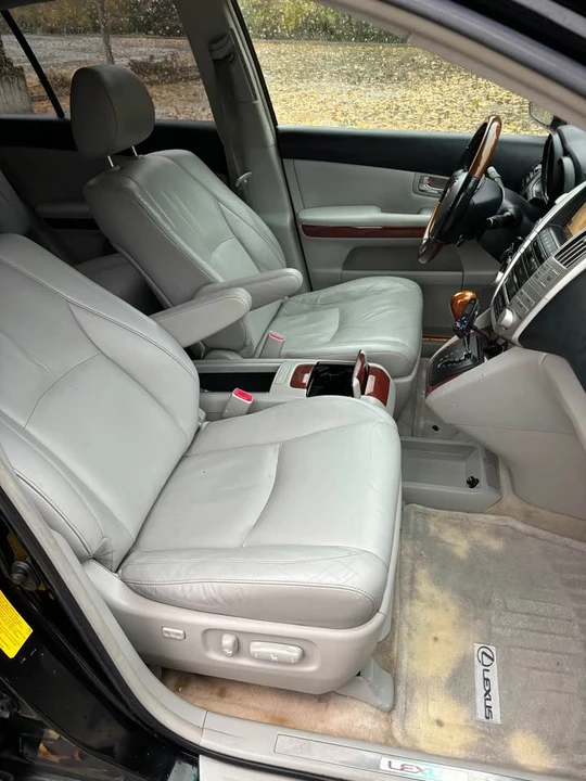 2008 Lexus RX 2nd Gen - Image 9 of 13